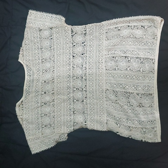 CREAM IVORY EMBORIDERED ROMANTIC TOP - Picture 3 of 3